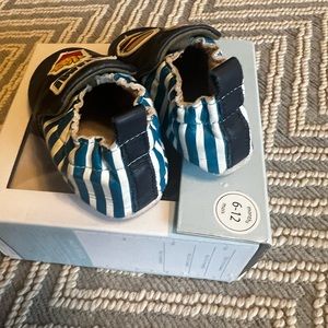 Robeez Yum! Shoes in Size 6-12 Months